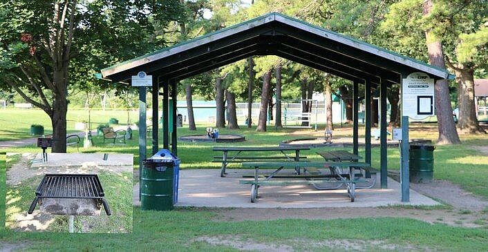 Maple Street Park Small Pavilion